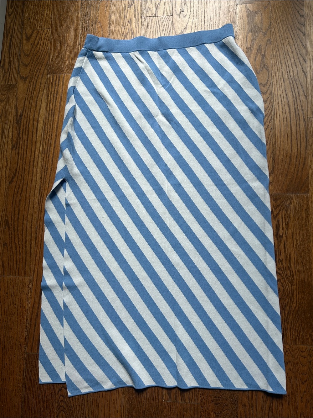 NWT Staud 2 piece Set Zola knit crop top (size L) and Giovanni skirt (size XL) - Picture 11 of 13